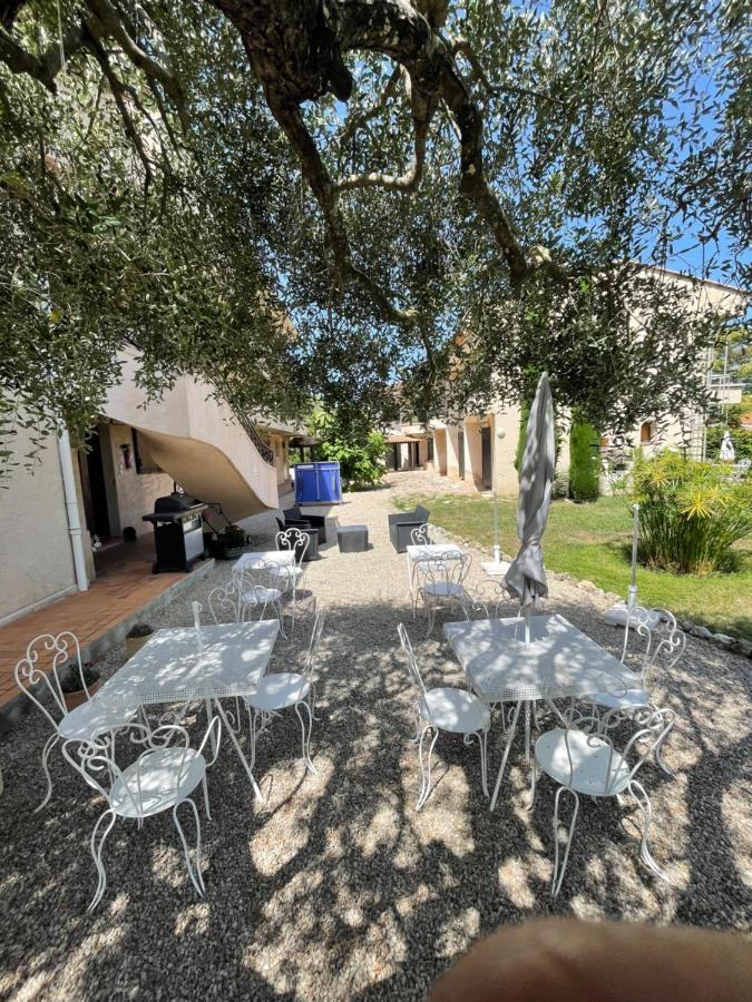 Motel Esterel Mandelieu Eksteriør bilde
