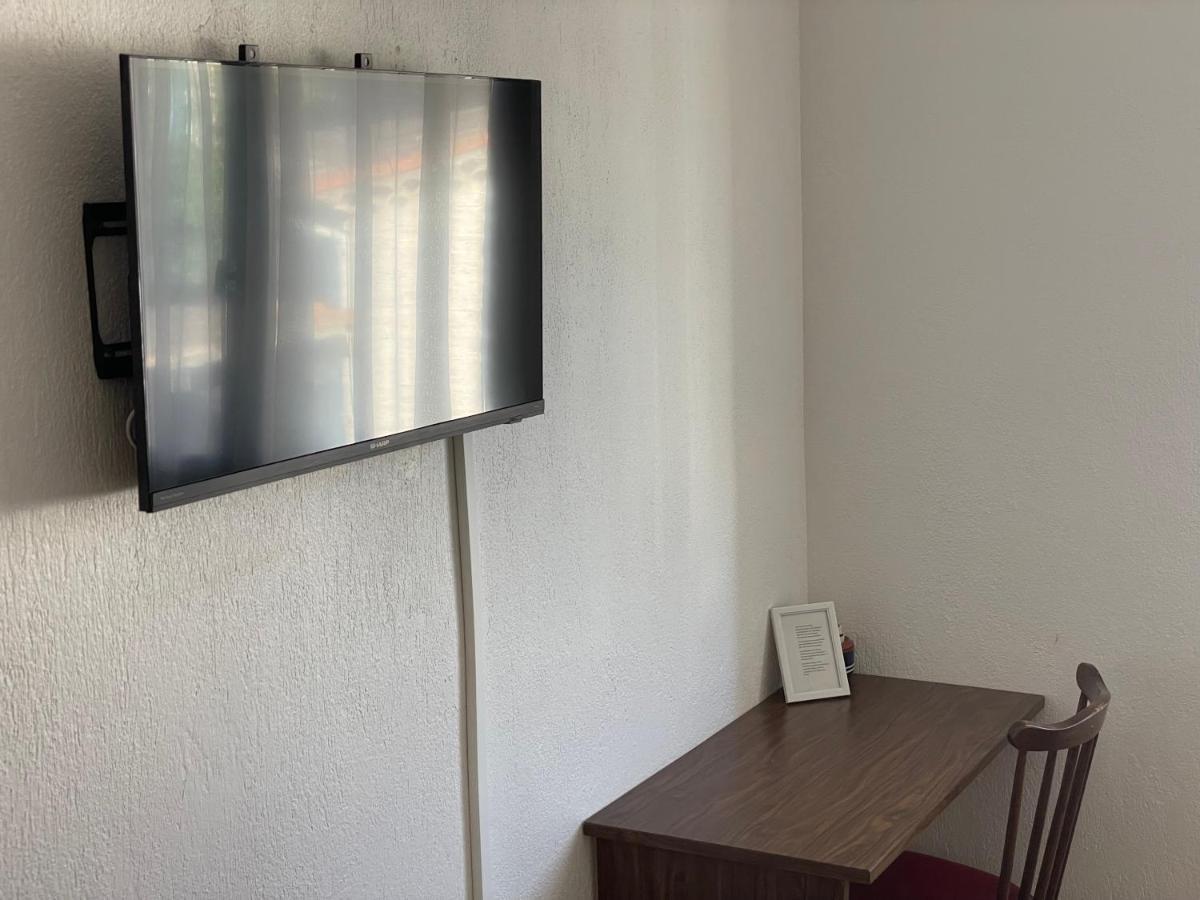 Motel Esterel Mandelieu Eksteriør bilde